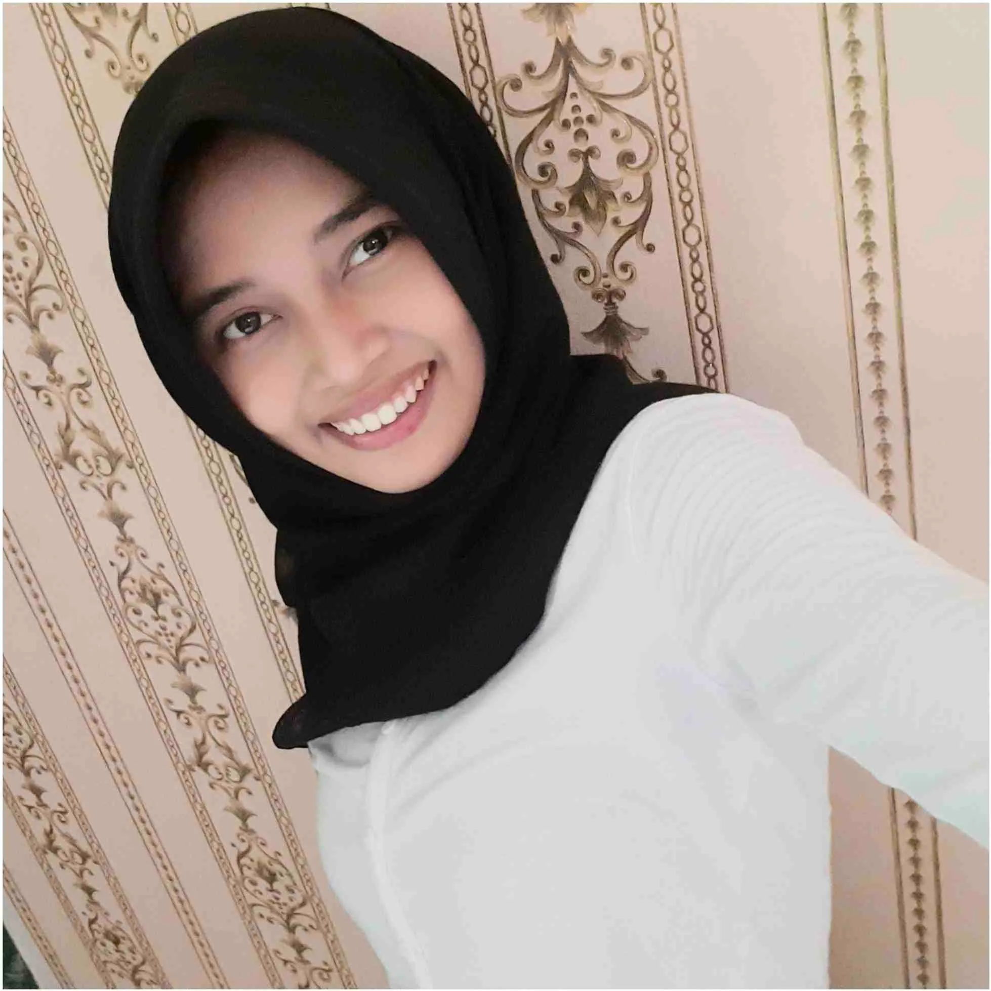 author-avatar